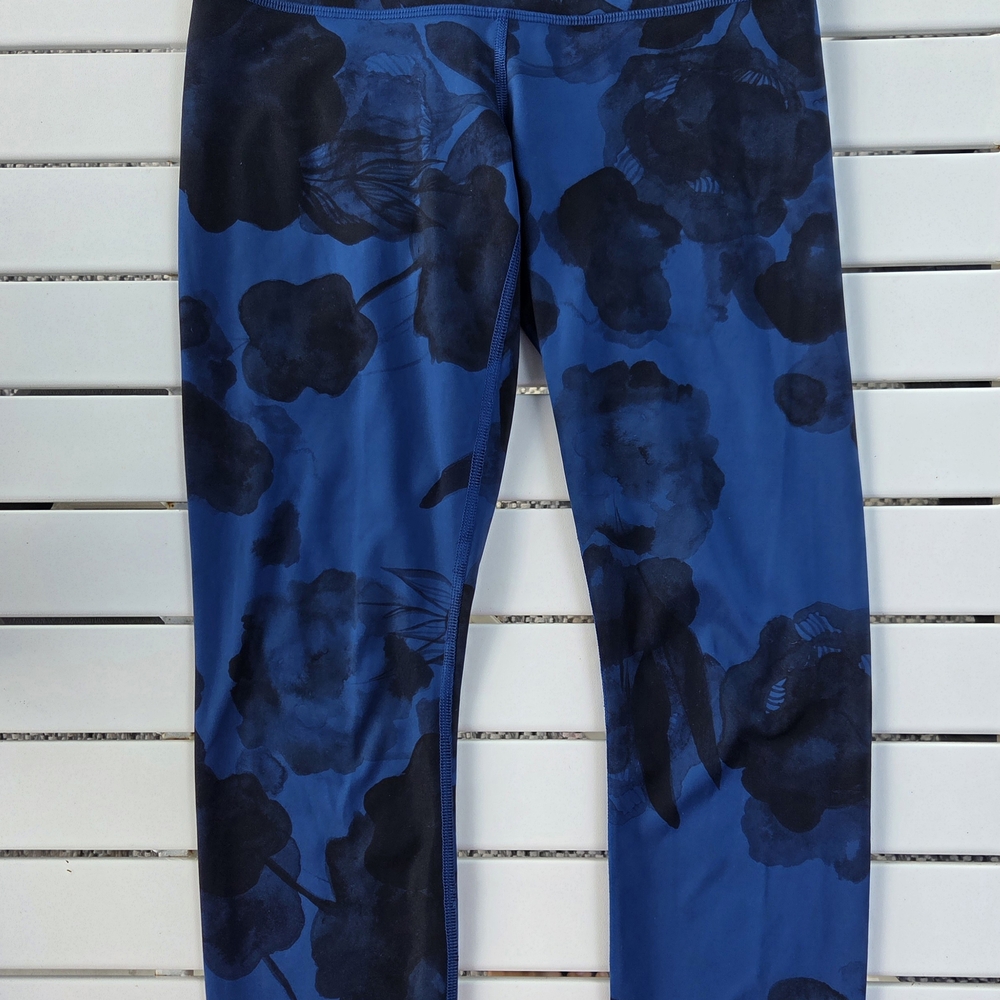 Lululemon Blue and Black Floral Print Wunder Under Crop II 28 inches in length